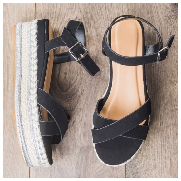 Shoes - NWOT Espadrille Flatform Sandal